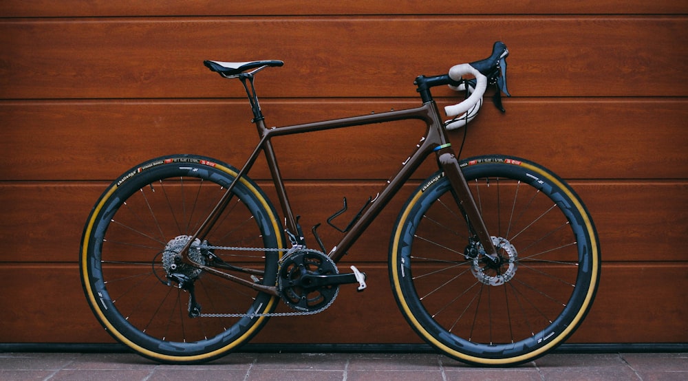Vélo électrique Moustache Lundi 27